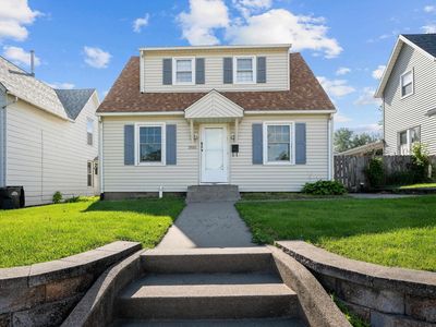 2920 Roosevelt St, Clinton, IA, 52732