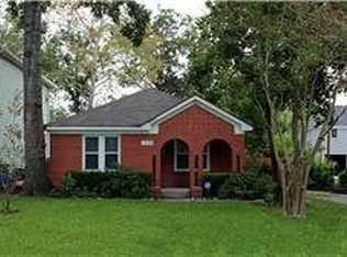 1230 Nicholson St, Houston, TX 77008