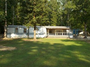 495 Pinson Ln, Big Sandy, TN 38221
