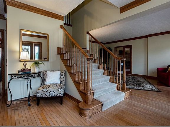 3rd image of 1235 Corsham Cir