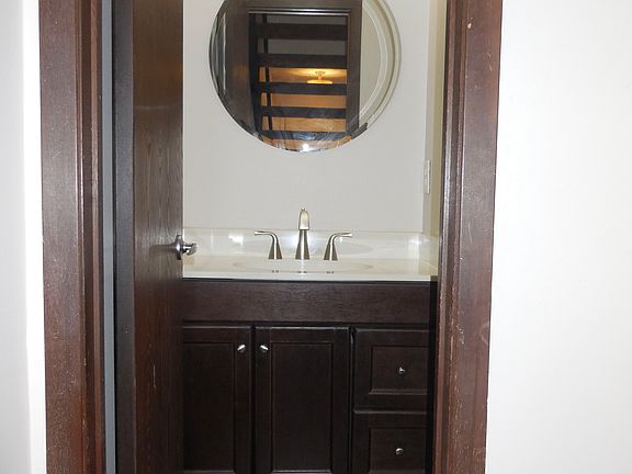 4th image of 101 W Duncan St APT C