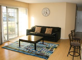 1013 Ash Dr, Mahwah, NJ 07430