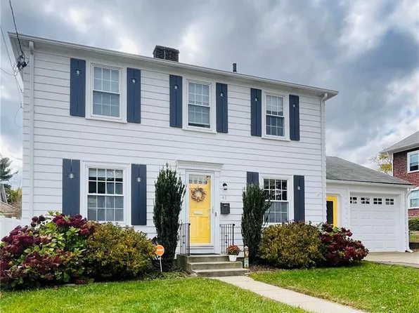41 Burton Ave E, Riverside, RI 02915