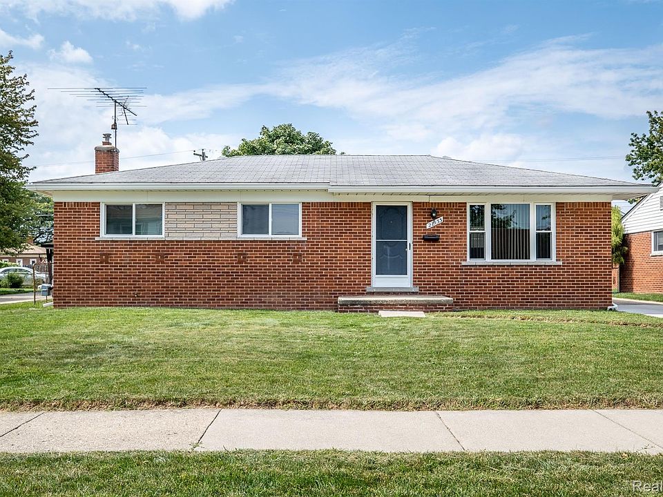 1st image of 28133 Malvina Dr