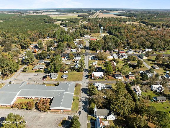 14th image of this home