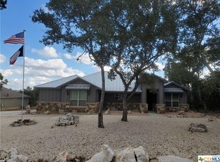 4010 Summit Dr, New Braunfels, TX 78132