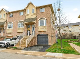 5080 Fairview St #30, Burlington, ON L7L 7E9