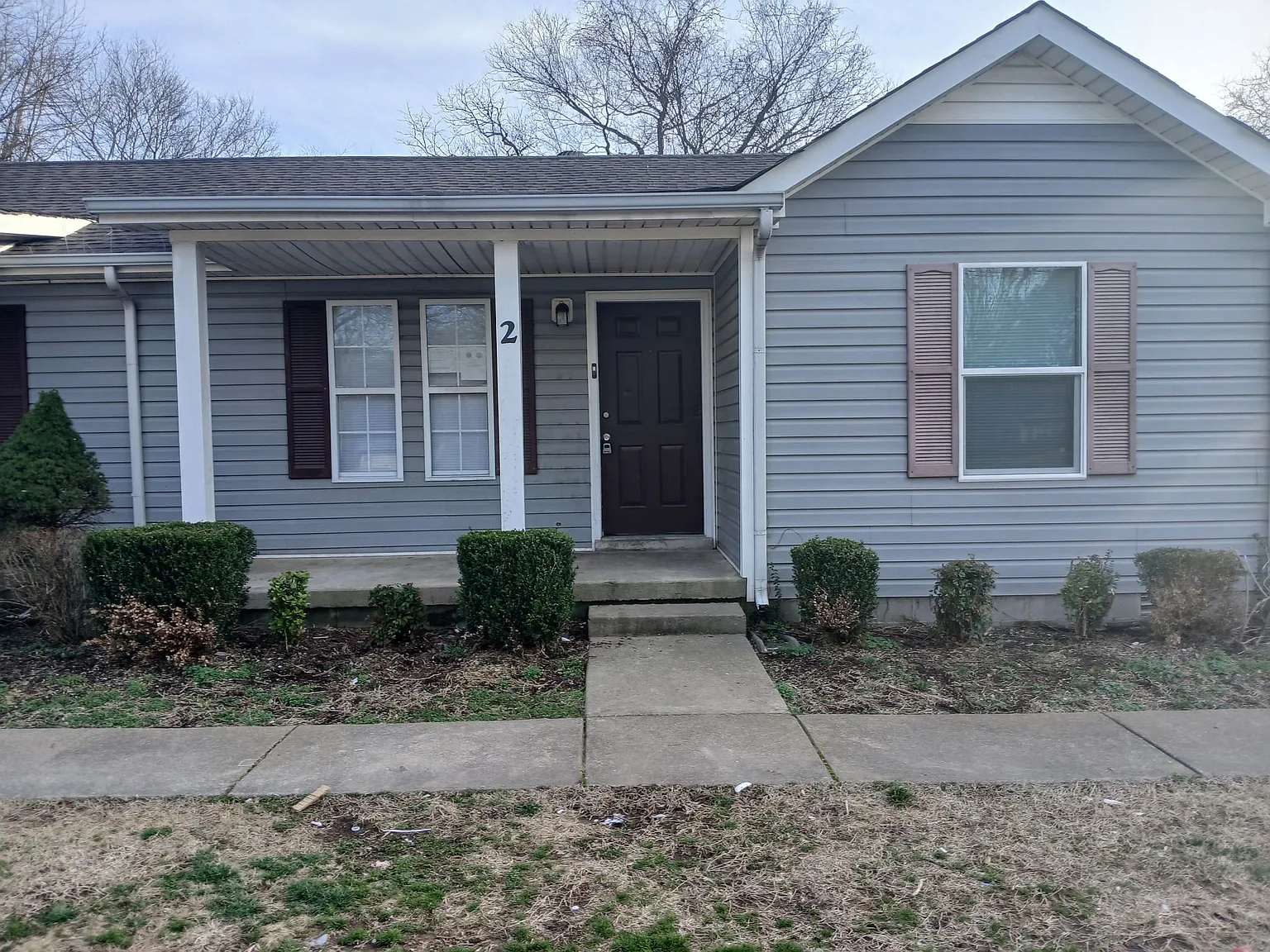 2 bed, 735 sqft, $899 — Photo 2
