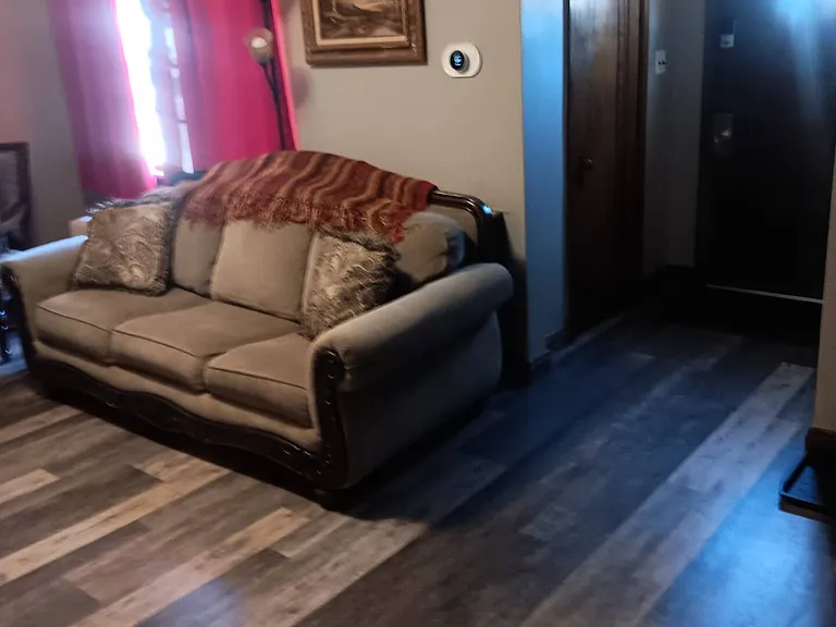 430 Elias Ave — Photo 5