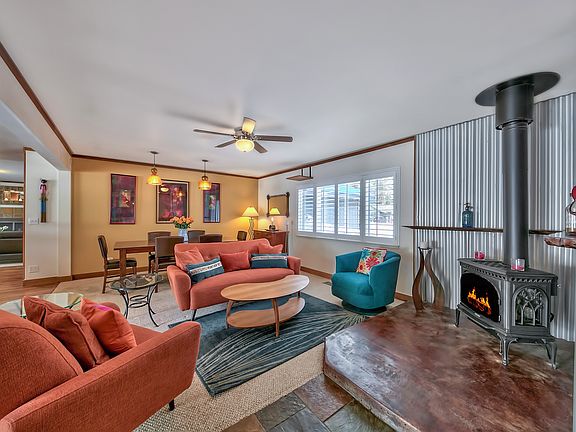 3rd image of 10533 Ponderosa Dr