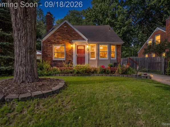 1706 Catalpa Dr, Berkley, MI 48072