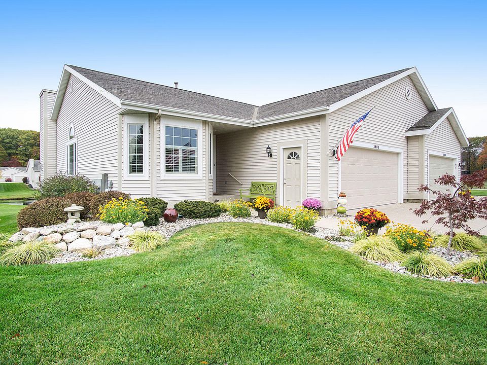1st image of 3685 Fairway Dr #6