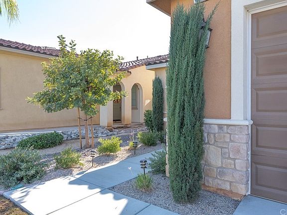 4th image of 36688 Coleus Way