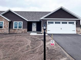 11843 Fox Trl, Wheatfield, IN 46392