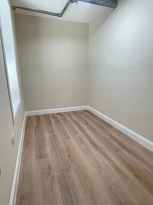 Rented by Executive Towers  | media 32