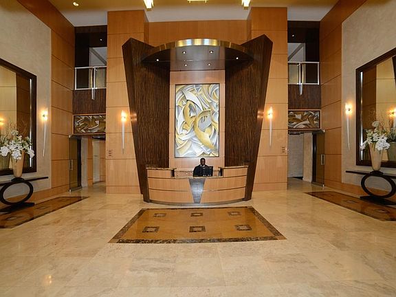 Home For Sale In The Landmark