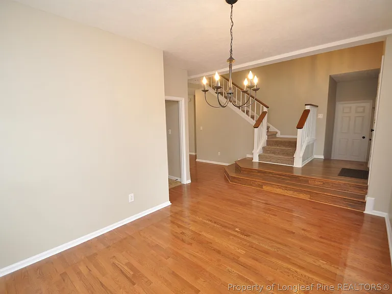 133 Cumberland Green Dr — Photo 6