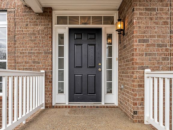 5th image of 721 Cowan Dr