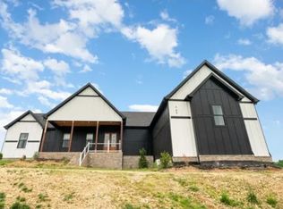 763 Thompson Creek Rd N, Shelbyville, TN 37160
