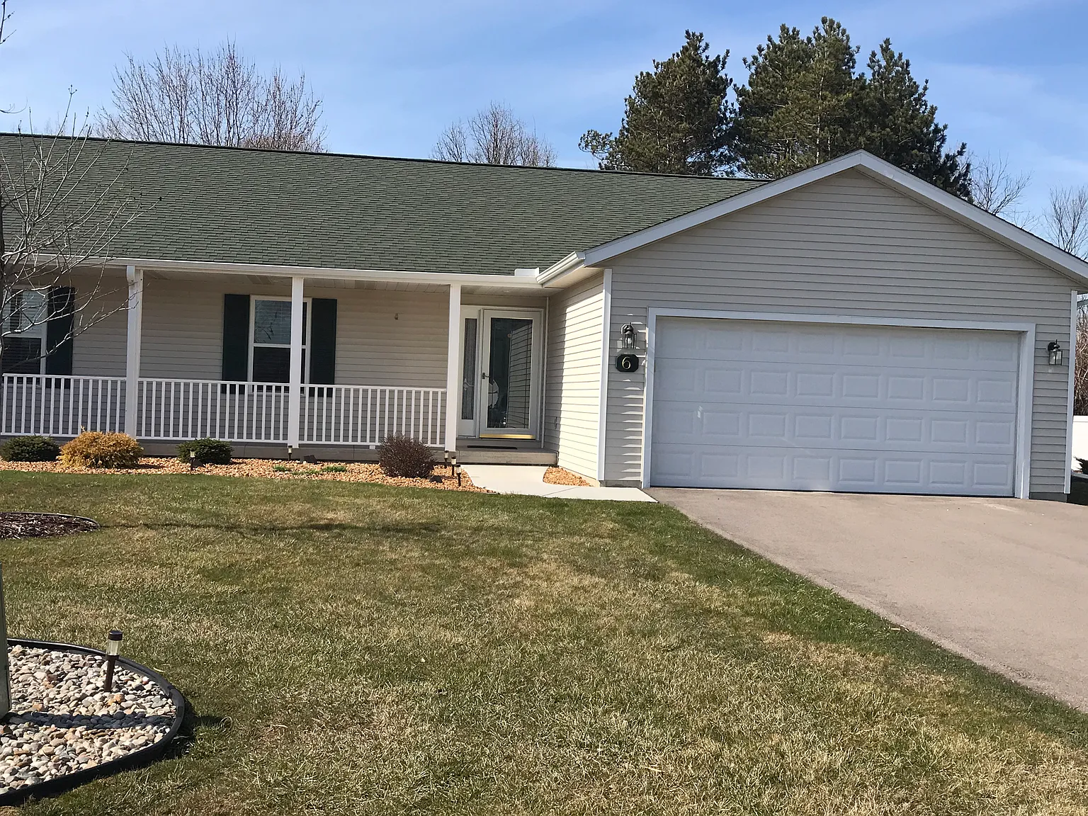 6 Pond View Dr photo 1