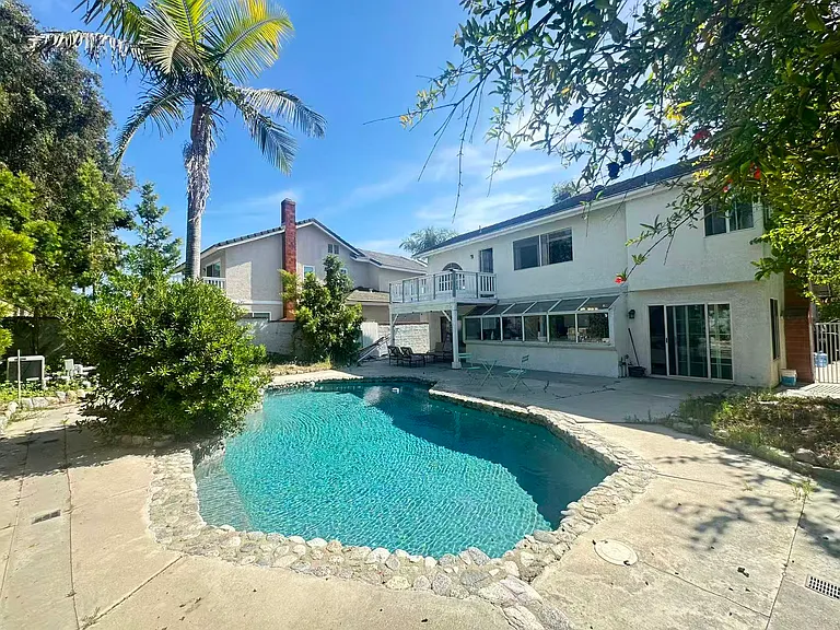 2210 S Autumn Ln — Photo 11