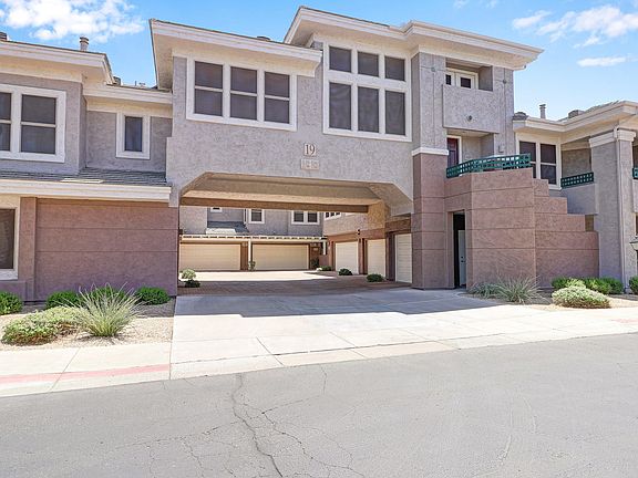 5th image of 15221 N Clubgate Dr Unit 2137