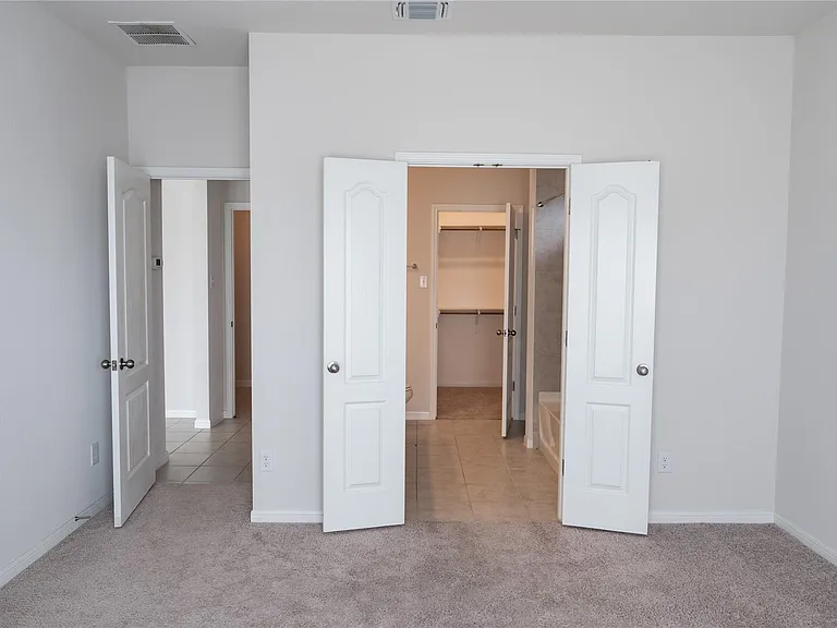 1419 Sideoats Ln — Photo 7