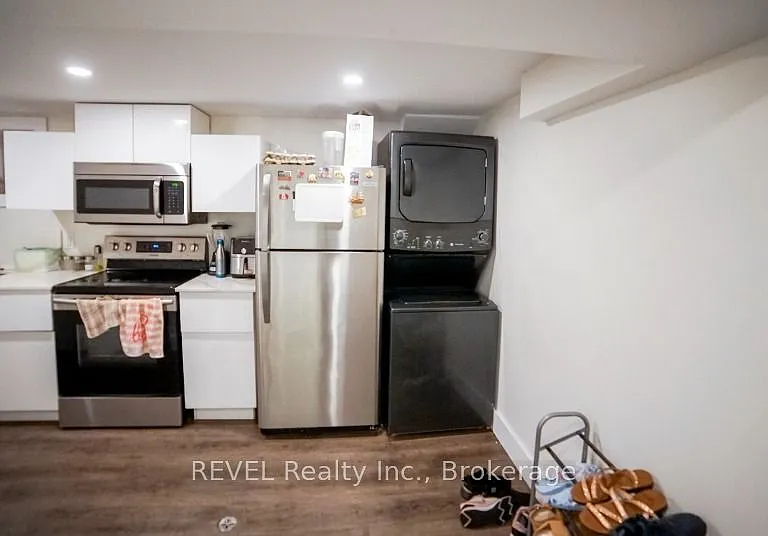 50 Pelham Rd — Photo 8