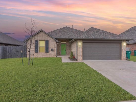 9005 Stacy Lynn Ln, Yukon, OK 73099