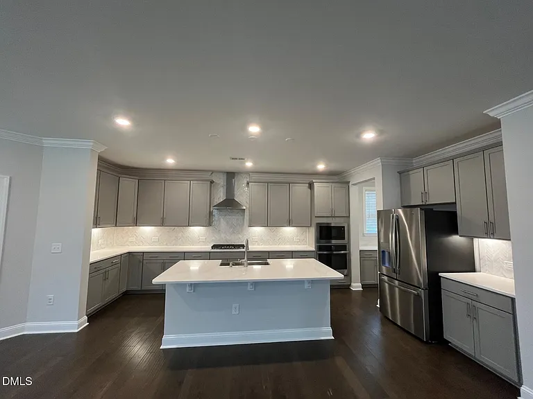3011 Early Planting Ave — Photo 13