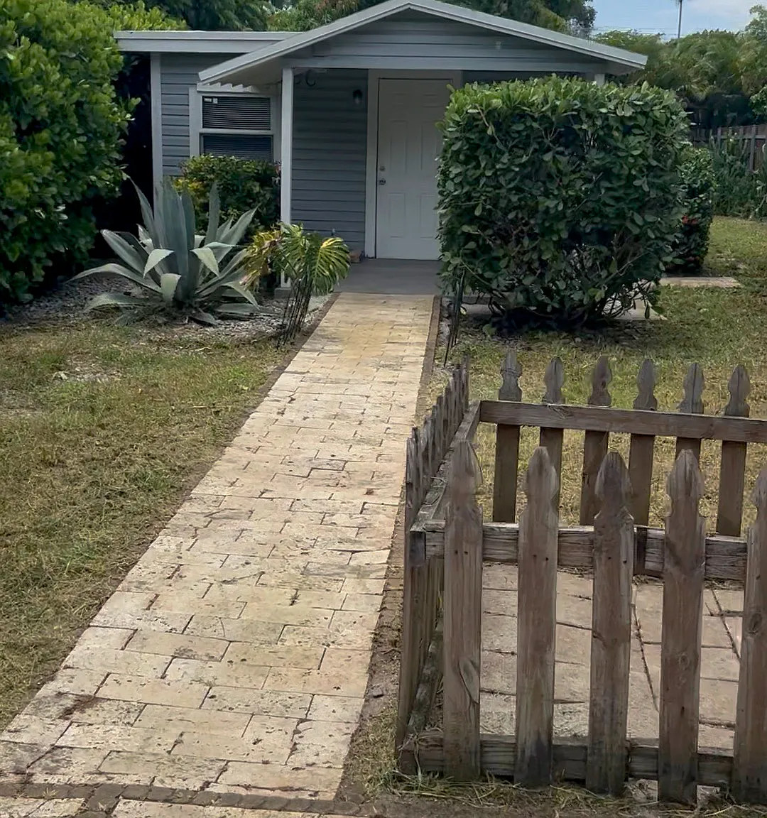 1 bed, 720 sqft, $1,800 — Photo 1