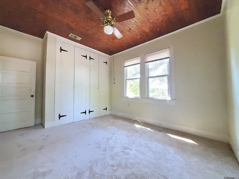 415 Europe St #5 — Photo 8