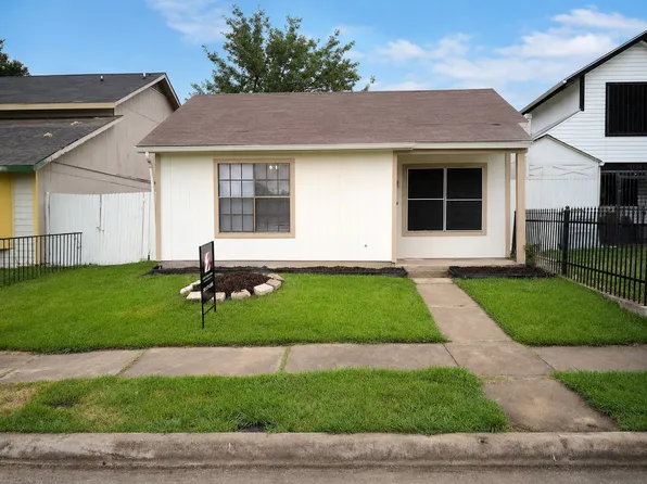 10339 Limestone Dr, Dallas, TX 75217