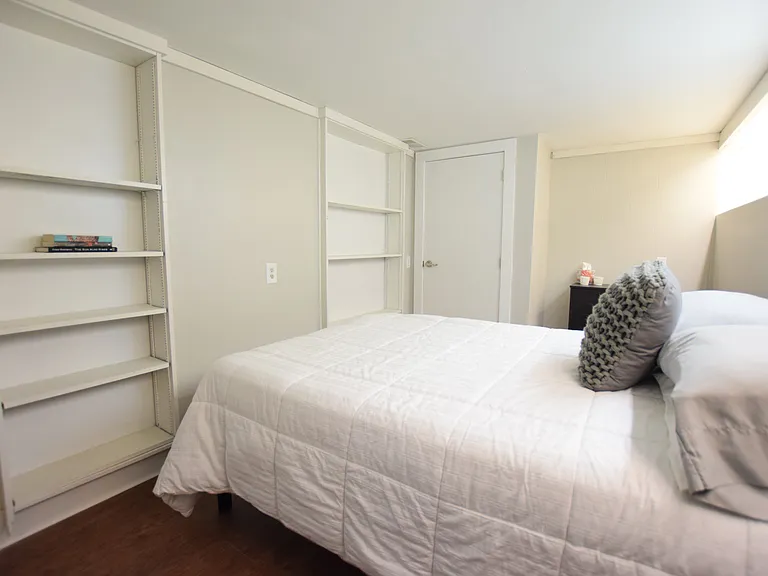 1002 N Aurora St — Photo 29