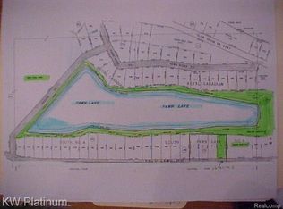 9552 Fawn Lake Dr, Stanwood, MI 49346