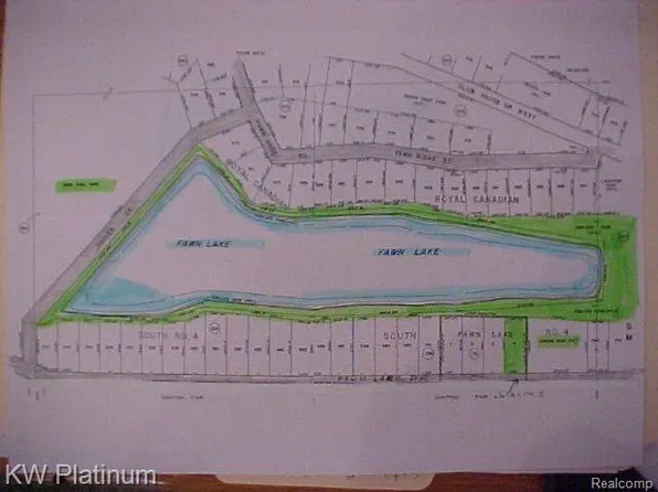 9552 Fawn Lake Dr, Stanwood, MI 49346