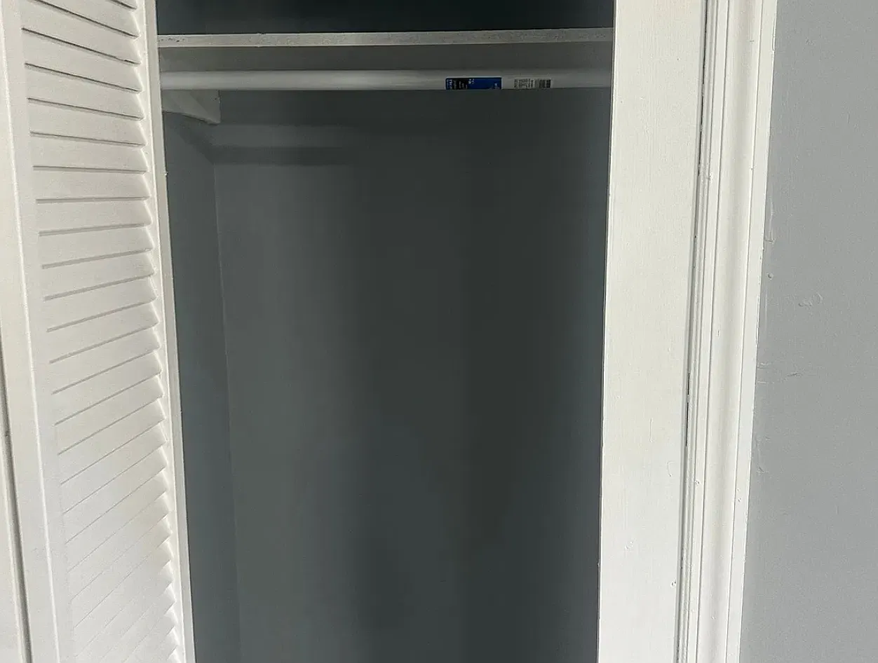 3 bed, 1000 sqft, $2,098 — Photo 4