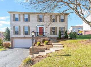 303 Valerie Dr, Cranberry Township, PA 16066