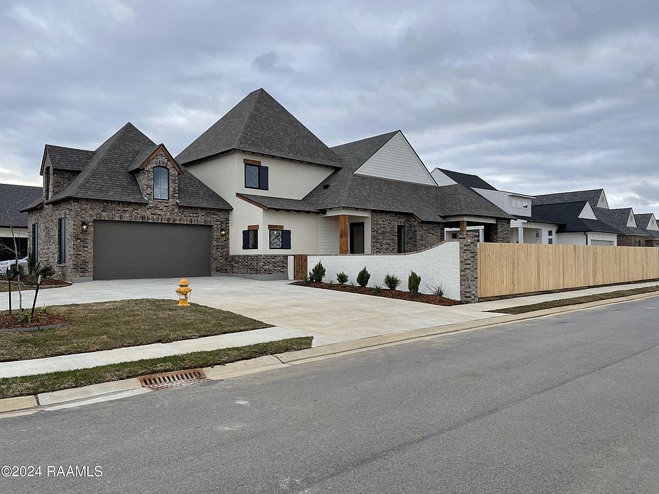 100 Buenos Aires Ave, Youngsville, LA 70592 Zillow