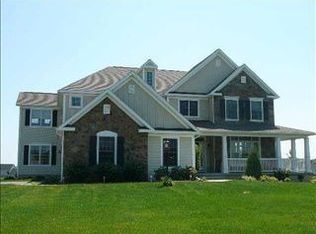 23 Staniak Rd, Mechanicville, NY 12118
