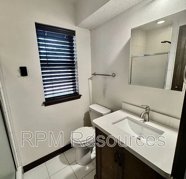 720 Willow Run — Photo 17