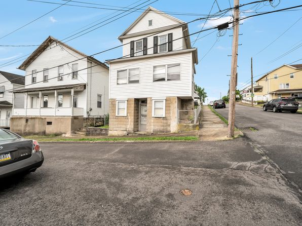 100 Short St
