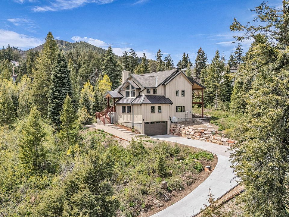 1st image of 60 Saint Moritz Cir