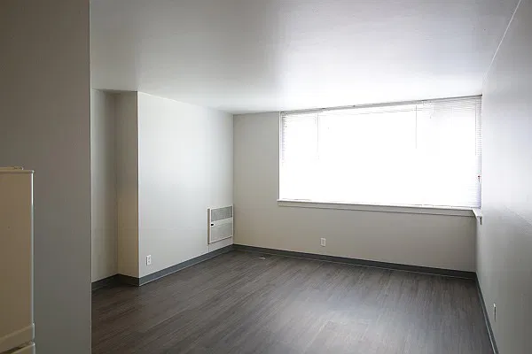 1671 N. Prospect Ave. — Photo 2