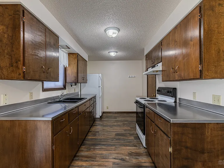 125 Mill St #1 — Photo 4