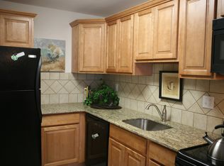 450 Forest Ave APT N-100, Norristown, PA 19401