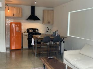 24133 Kittridge St, West Hills, CA 91307
