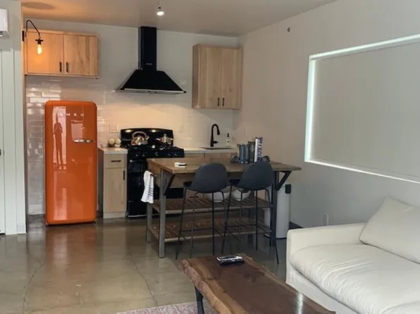 24133 Kittridge St, West Hills, CA 91307