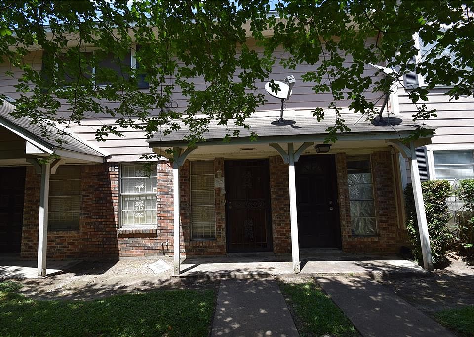 1st image of 13463 Castilian Dr
