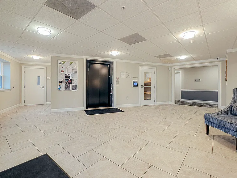 114 - 1st Floor